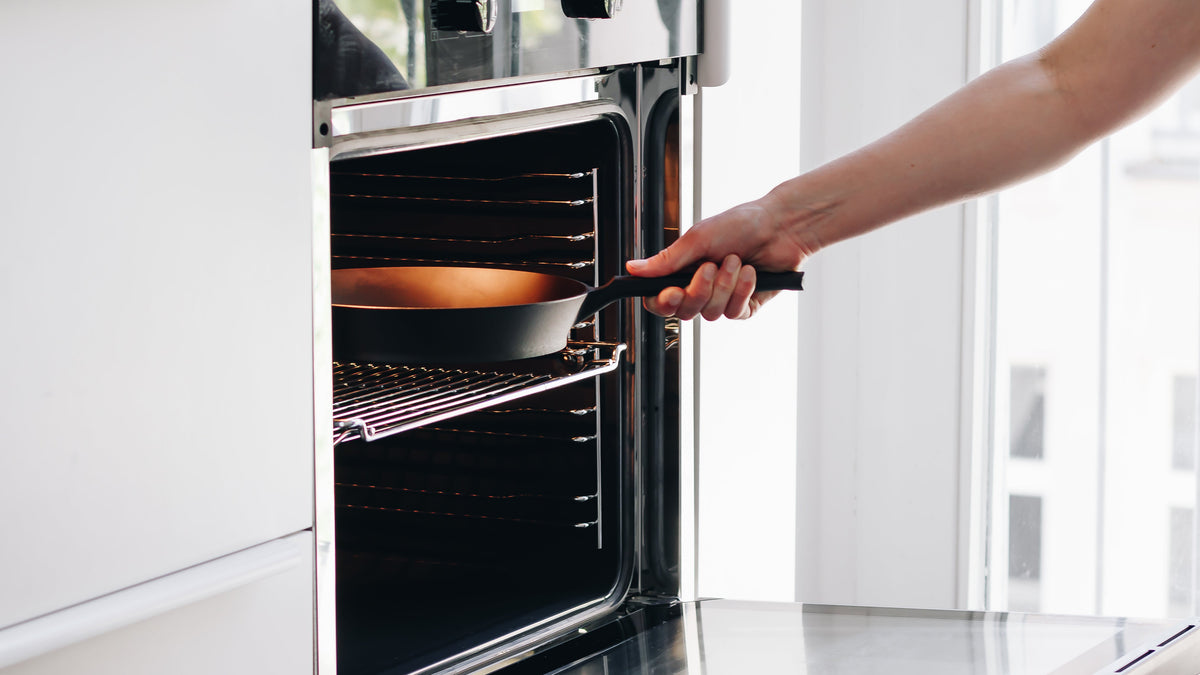 Gusseisenpfanne Verwendung im Backofen