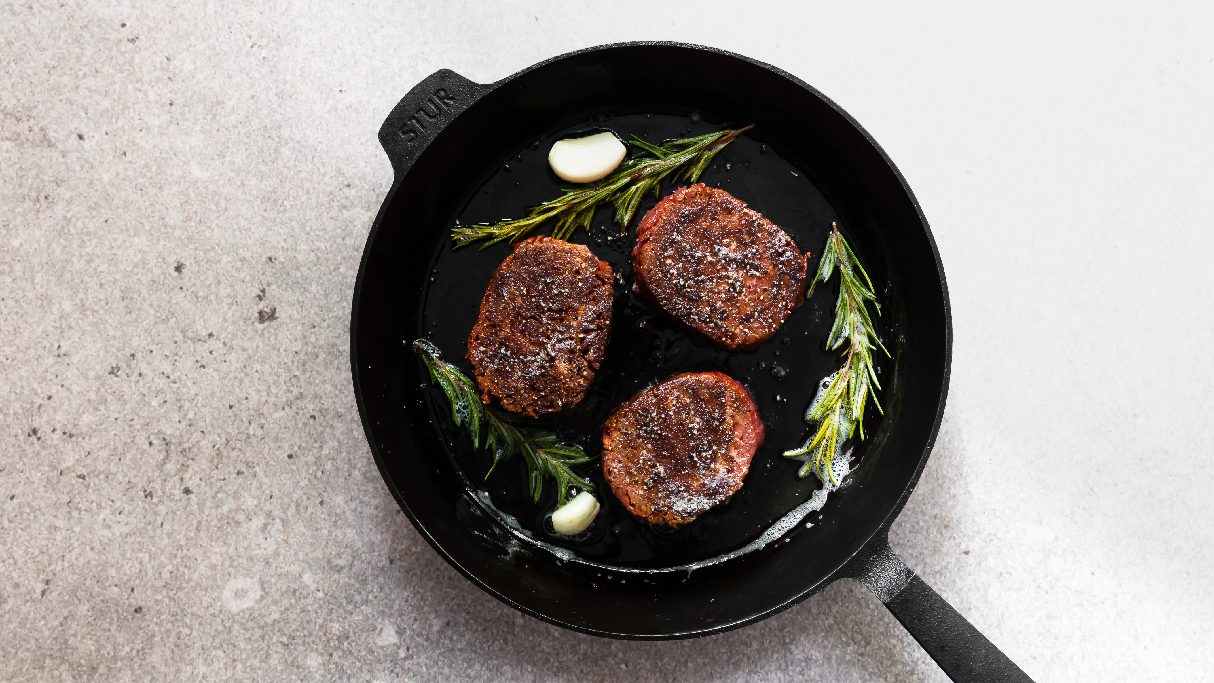 Steakpfanne kaufen: Darauf musst Du achten